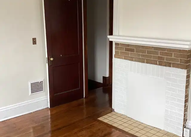 Property at 25 Delaware Ave, Charleston, WV, 25302, 2 beds, 1 bath, [object Object]