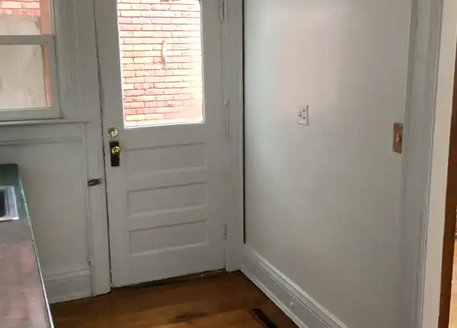 Property at 25 Delaware Ave, Charleston, WV, 25302, 2 beds, 1 bath, [object Object]