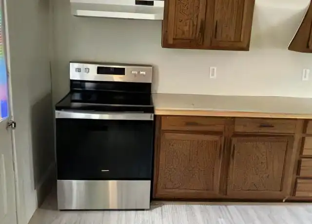Property at 1521 Story St Unit 1, Boone, IA, 50036, 2 beds, 1 bath, [object Object]