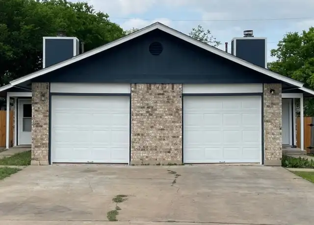 Property at 5004 Mashie Cv Unit B, Austin, TX, 78744, 2 beds, 2 baths, [object Object]