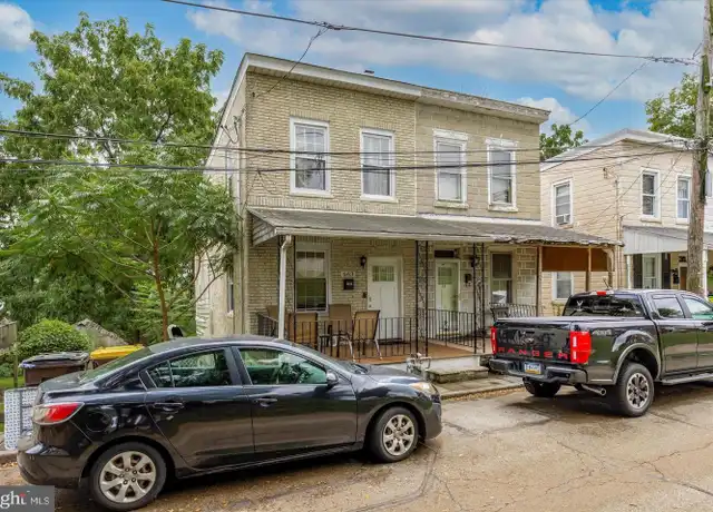 Property at 663 Columbus St, Bridgeport, PA, 19405, 3 beds, 1.5 baths, [object Object]