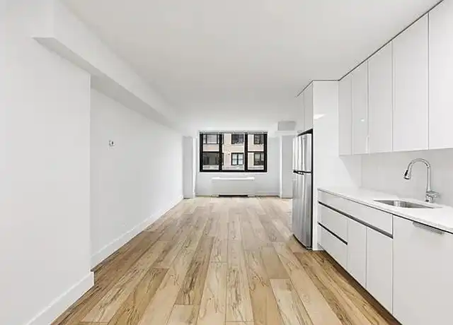 Property at 315 W 57th St Unit 16A, New York, NY, 10019, 1 bed, 1 bath, [object Object]