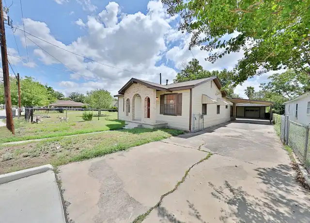 Property at 674 W Pyron Ave, San Antonio, TX, 78221, 3 beds, 1.5 baths, [object Object]