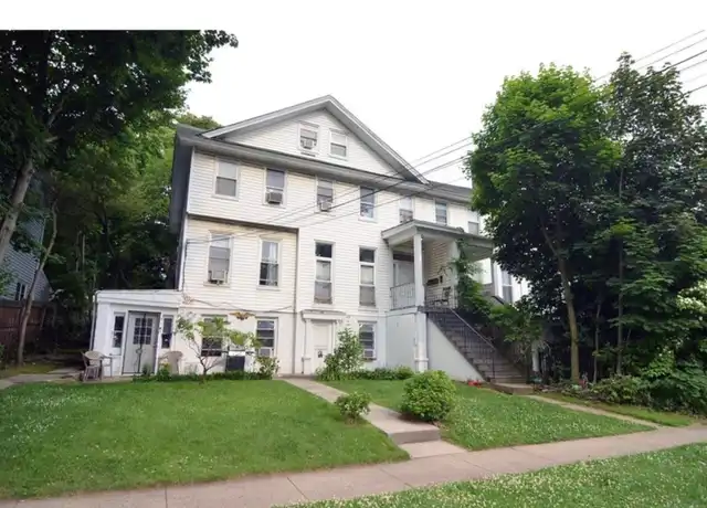 Property at 33 Carlton Ave Unit 2, Port Washington, NY, 11050, 2 beds, 1 bath, [object Object]