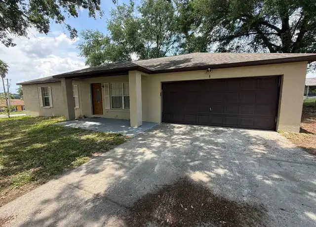 Property at 8 Berry Dr, Mascotte, FL, 34753, 3 beds, 2 baths, [object Object]