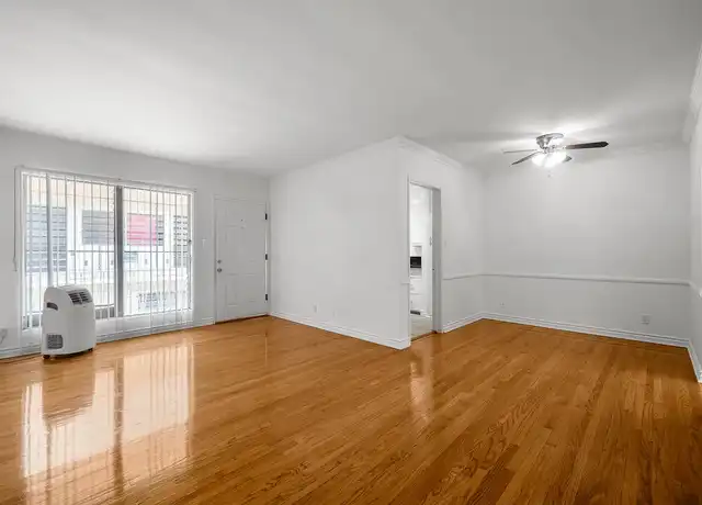 Property at 4948 Rosewood Ave, Los Angeles, CA, 90004, 1 bed, 1 bath, [object Object]