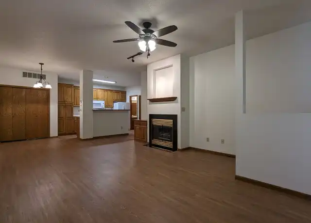 Property at 3015 23rd Ave S, Fargo, ND, 58103, 2 beds, 2.5 baths, [object Object]