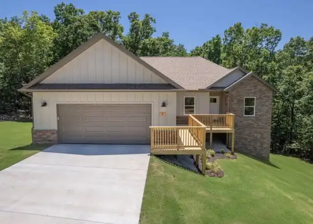 Property at 3 Sean Ln, Bella Vista, AR, 72714, 4 beds, 2 baths, [object Object]