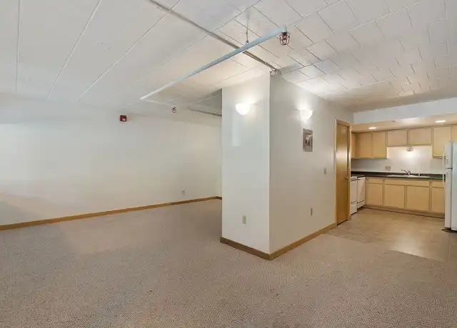 Property at Kilbourn Terrace - 2125 W Kilbourn Ave, Milwaukee, WI, 53233, 0 beds, 1 bath, [object Object]