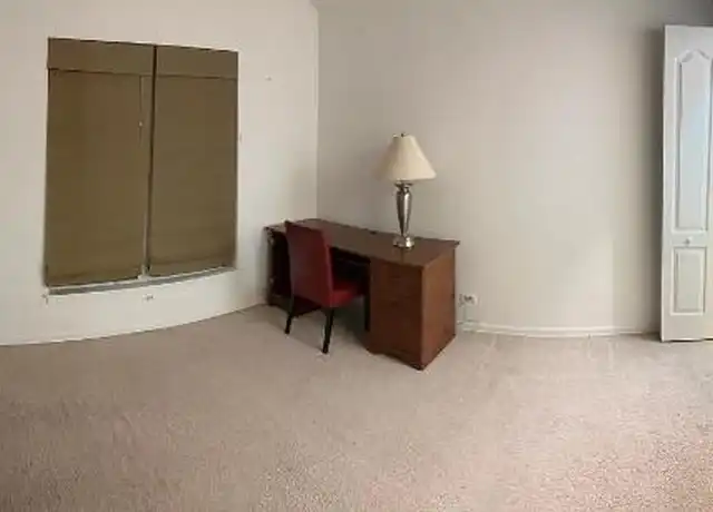 Property at 201 Old Oak Ct W, Buffalo Grove, IL, 60089, 3 beds, 2 baths, [object Object]