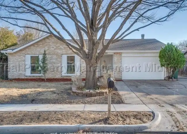 Property at 7004 Southampton Dr, North Richland Hills, TX, 76182, 3 beds, 2 baths, [object Object]