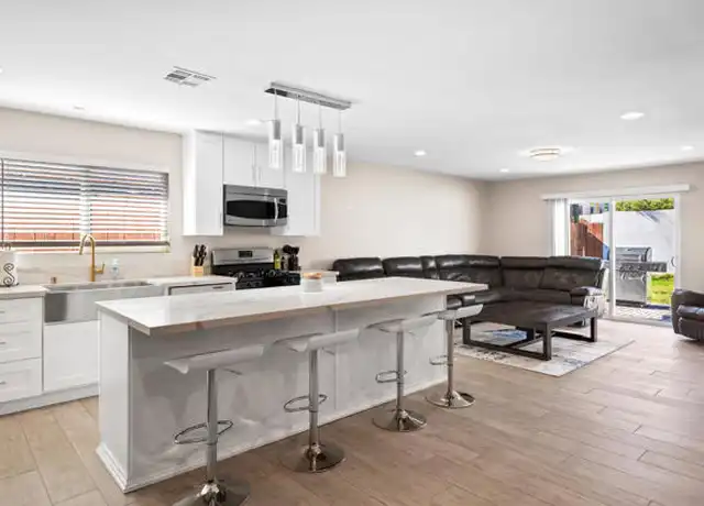 Property at 52293 Eisenhower Dr, La Quinta, CA, 92253, 3 beds, 3 baths, [object Object]