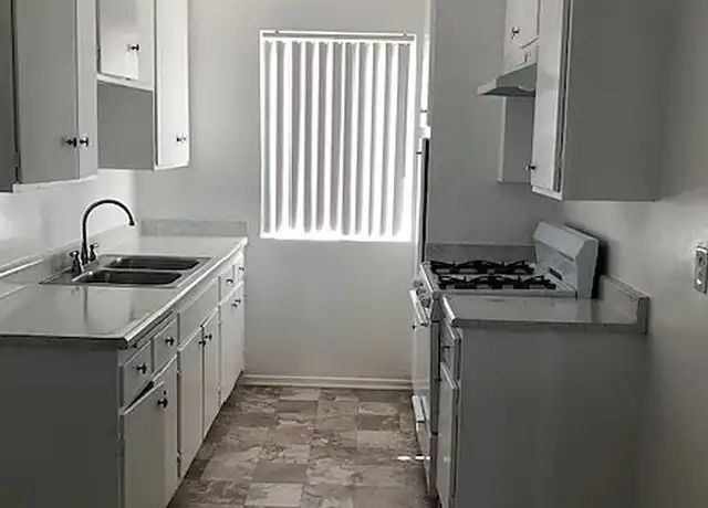 Property at Villa Los Pinos Apartments - 14340 Mulberry Dr, Whittier, CA, 90604, 2 beds, 1 bath, [object Object]