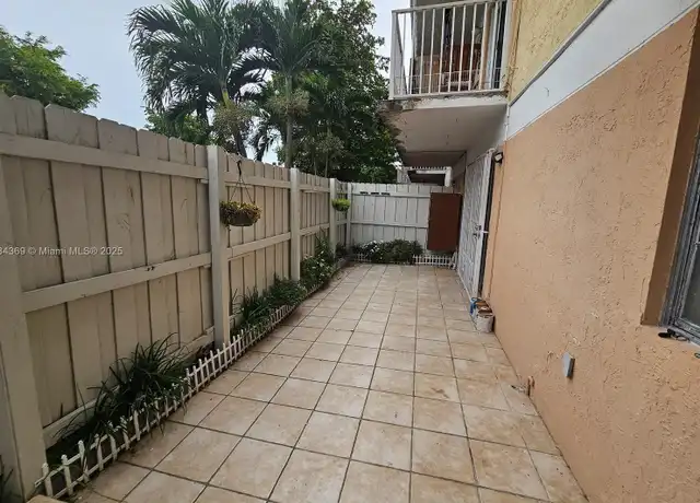 Property at 260 NW 107th Ave #104, Miami, FL, 33172, 2 beds, 1 bath, [object Object]