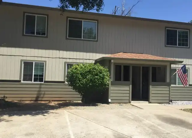 Property at 1880 Conifer Way Unit 2, Redding, CA, 96002, 2 beds, 1 bath, [object Object]