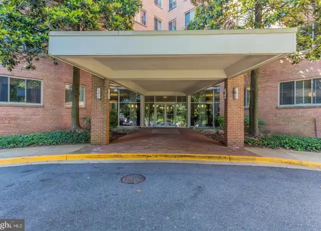 Property at 3000 Spout Run Pkwy Unit D608, Arlington, VA, 22201, 1 bed, 1 bath, [object Object]