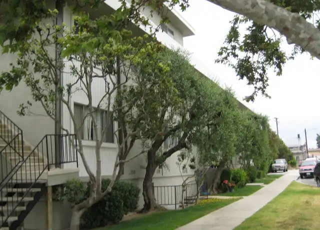 Property at 2910 Aviation Pl Unit 3, Redondo Beach, CA, 90278, 2 beds, 1.5 baths, [object Object]