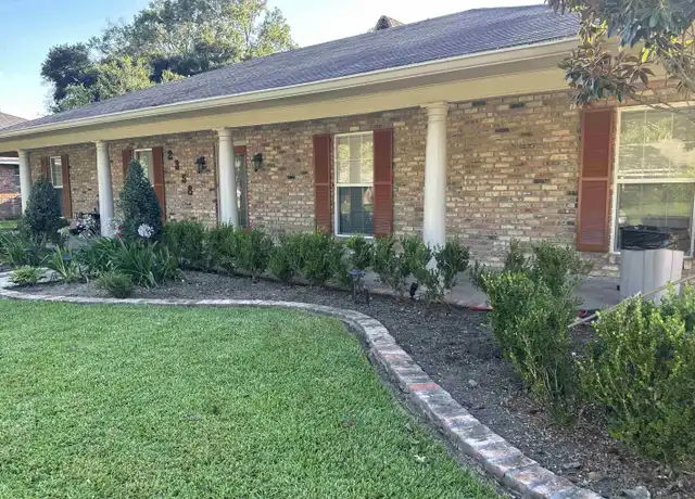 Property at 2358 W Highmeadow Ct, Baton Rouge, LA, 70816, 4 beds, 2 baths, [object Object]