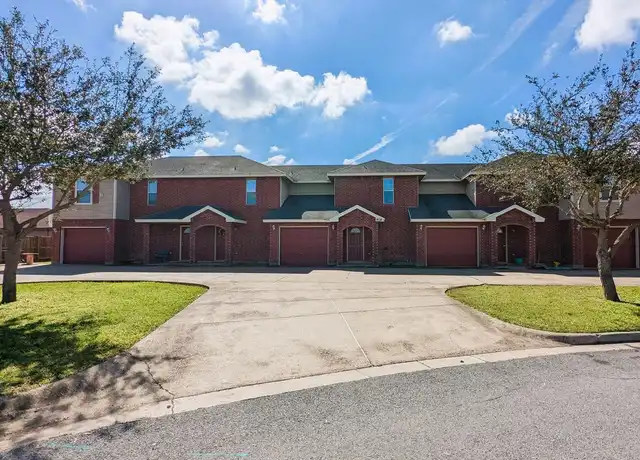 Property at 808 E Arroyo Park Ln Unit D, Harlingen, TX, 78550, 3 beds, 2.5 baths, [object Object]