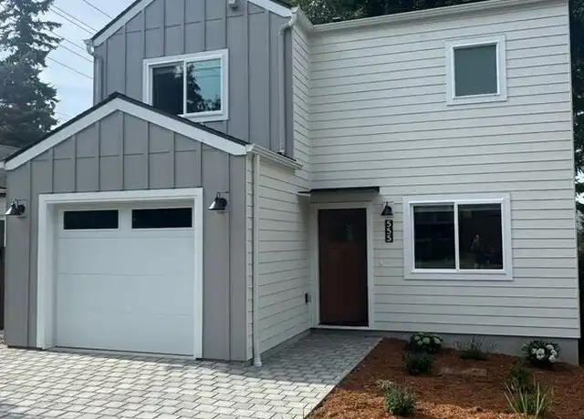 Property at 555 NE 115th St, Seattle, WA, 98125, 3 beds, 2 baths, [object Object]