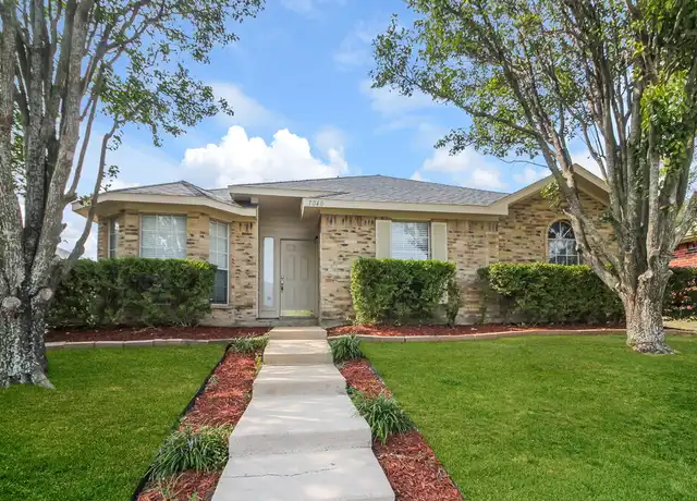 Property at 1040 Glencrest Dr, Cedar Hill, TX, 75104, 3 beds, 2 baths, [object Object]
