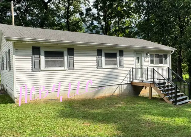 Property at 804 John Arthur Rd, Boones Mill, VA, 24065, 3 beds, 1 bath, [object Object]
