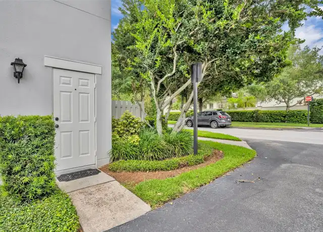 Property at 4451 Twinview Ln, Orlando, FL, 32814, 1 bed, 1 bath, [object Object]
