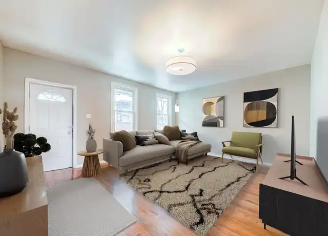 Property at 9 Renwick St, Pittsburgh, PA, 15210, 3 beds, 1 bath, [object Object]