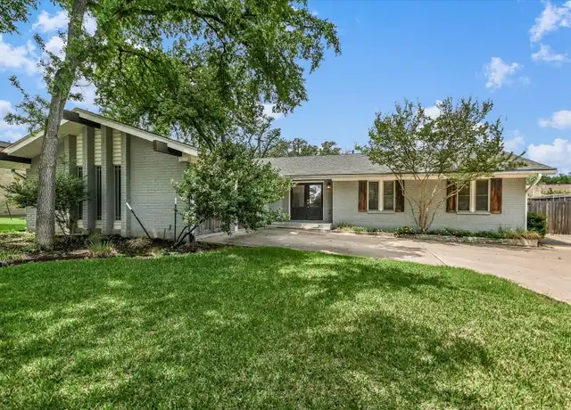 Property at 306 Briarwood Trl, Austin, TX, 78746, 4 beds, 2 baths, [object Object]