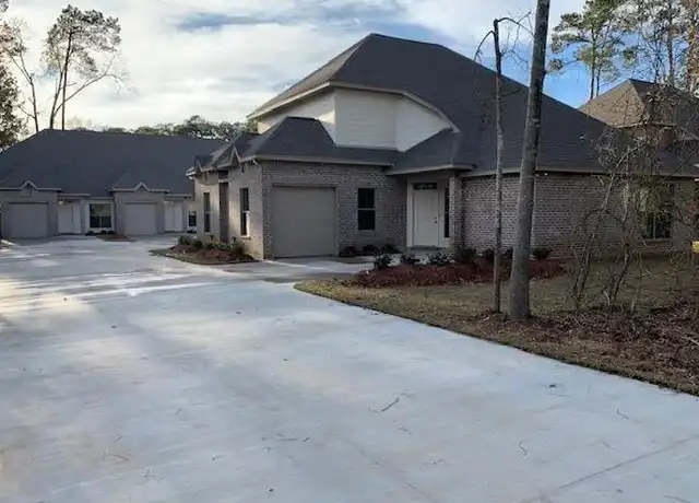 Property at 712 Heavens Dr Unit A, Mandeville, LA, 70471, 2 beds, 2.5 baths, [object Object]