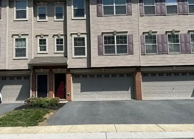 Property at 6315 Creekbend Dr, Mechanicsburg, PA, 17050, 3 beds, 2.5 baths, [object Object]