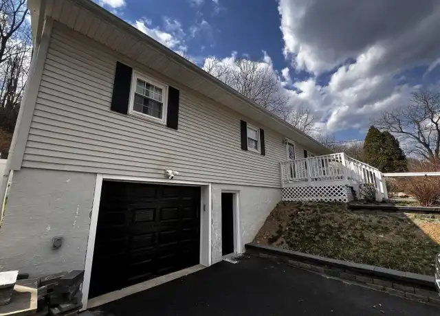 Property at 2137 Green Mountain Dr, East Stroudsburg, PA, 18301, 1 bed, 1 bath, [object Object]