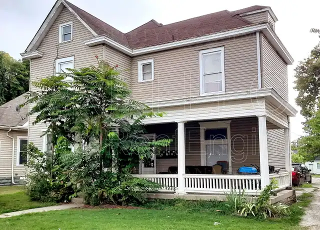 Property at 1747 E Oak St Unit 1, New Albany, IN, 47150, 3 beds, 1 bath, [object Object]