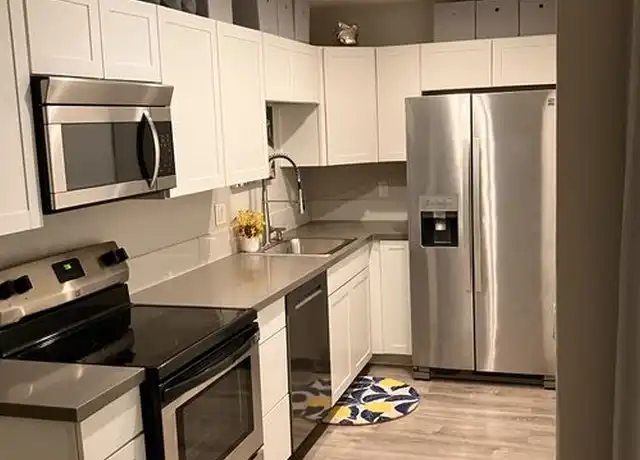 Property at 2801 N Los Felices Rd Unit D112, Palm Springs, CA, 92262, 1 bed, 1 bath, [object Object]