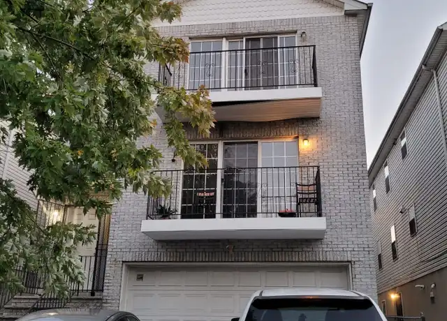 Property at 258 W Runyon St Unit 1, Newark, NJ, 07108, 3 beds, 2 baths, [object Object]
