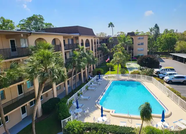 Property at 2525 West Bay Dr Unit E11, Largo, FL, 33770, 2 beds, 1 bath, [object Object]