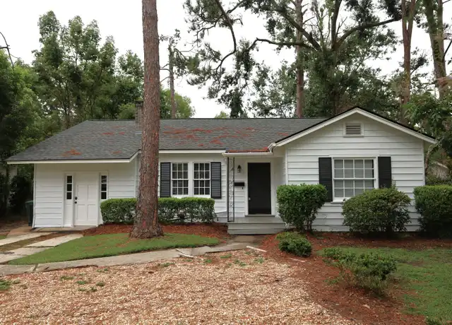 Property at 205 W Park Ave, Valdosta, GA, 31602, 3 beds, 2 baths, [object Object]
