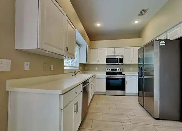 Property at 11927 Lark Song Loop, Riverview, FL, 33579, 4 beds, 2 baths, [object Object]