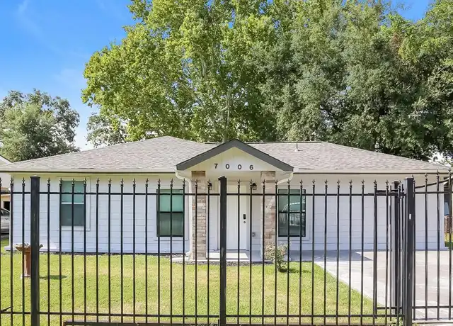 Property at 7006 Jay St, Houston, TX, 77028, 4 beds, 2 baths, [object Object]