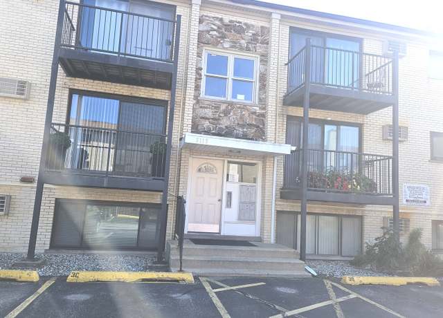 Photo of 5113 N East River Rd Unit 2C, Chicago, IL 60656