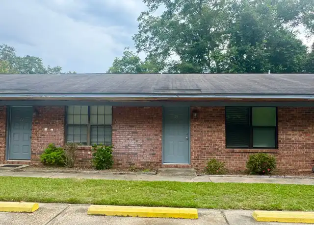 Property at 1311 Plum Cir, Chipley, FL, 32428, 1 bed, 1 bath, [object Object]