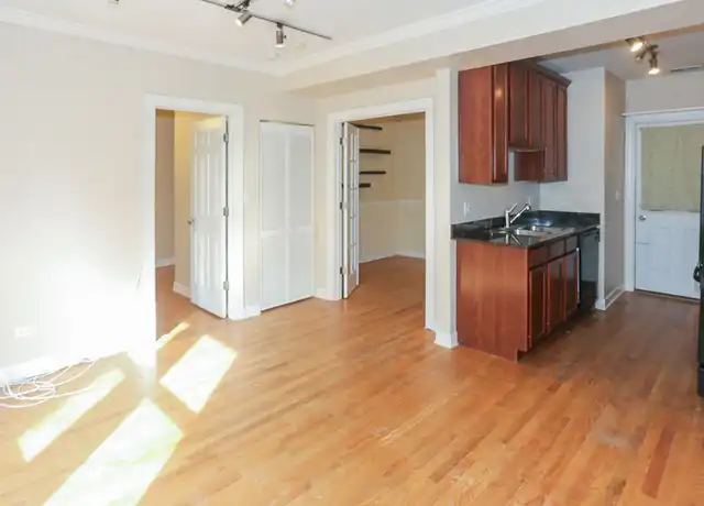 Property at 628 W Roscoe St Unit 1N, Chicago, IL, 60657, 2 beds, 1 bath, [object Object]