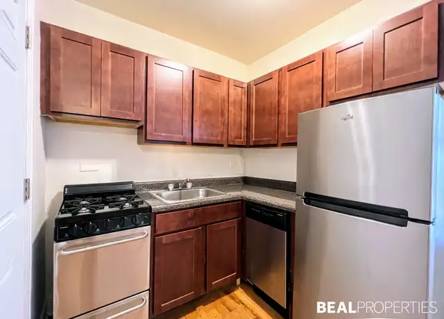 Property at 817 W Cornelia Ave Unit 1 Bed, Chicago, IL, 60657, 1 bed, 1 bath, [object Object]