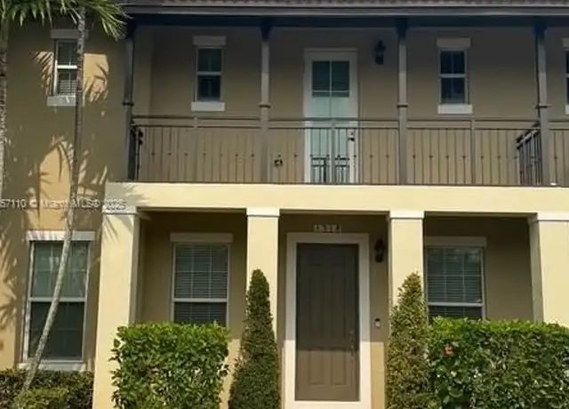Property at 1318 SW 147th Ter #1318, Pembroke Pines, FL, 33027, 2 beds, 2.5 baths, [object Object]