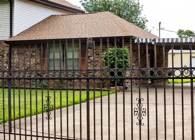 Property at 8141 Glenbrook Dr, Houston, TX, 77017, 2 beds, 1 bath, [object Object]