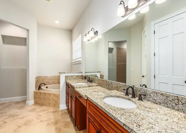 Photo of 6367 NE 118th Ave, The Villages, FL 32162