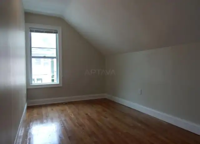 Property at 11 Park Ave, Somerville, MA, 02144, 3 beds, 1 bath, [object Object]
