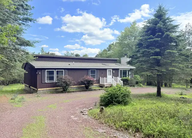 Property at 312 Midland Ct, Albrightsville, PA, 18210, 3 beds, 2 baths, [object Object]