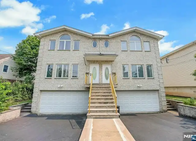 Property at 412 1st St Unit B, Palisades Park, NJ, 07650, 4 beds, 3.5 baths, [object Object]