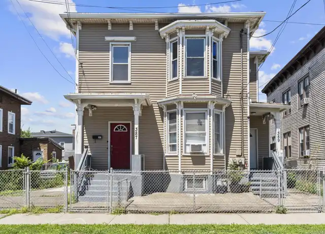 Property at 387 Nichols St Unit 2, Bridgeport, CT, 06608, 3 beds, 1 bath, [object Object]